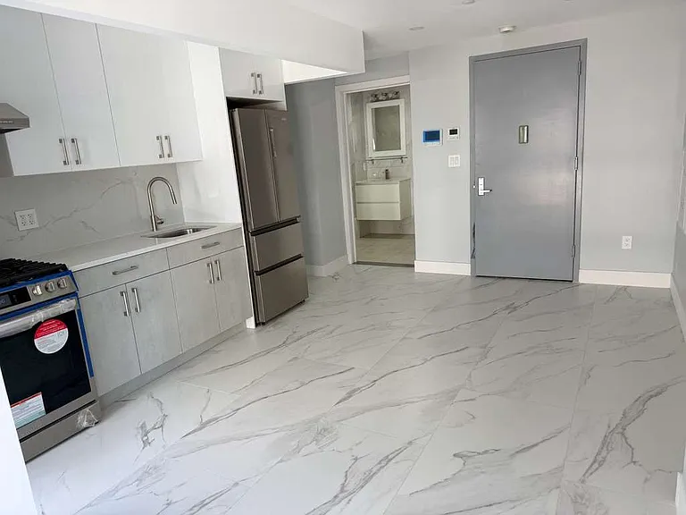 643 5th Ave #1A — Photo 4