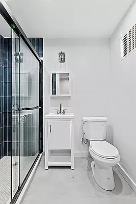 Rented by REAL New York | media 12