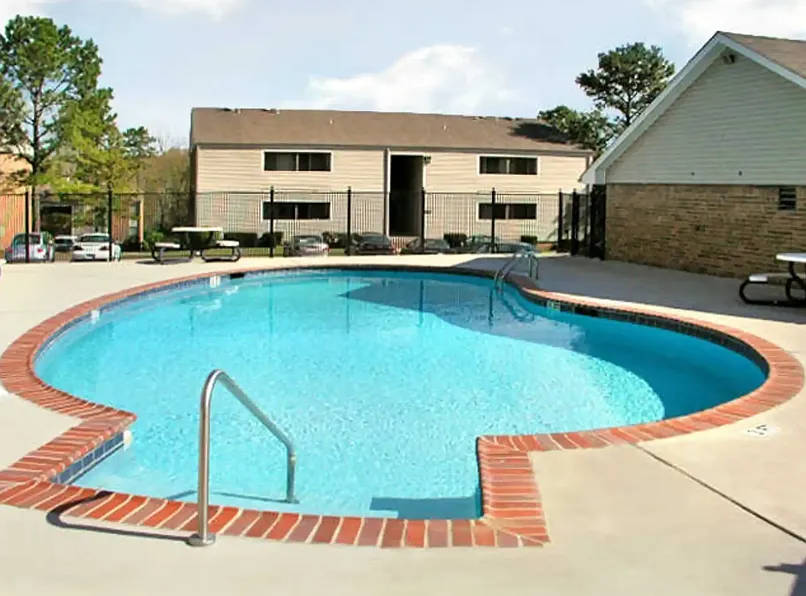 The Glenwood at Pinson — Photo 1