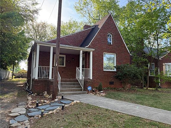 2nd image of 2931 Bon Air Ave