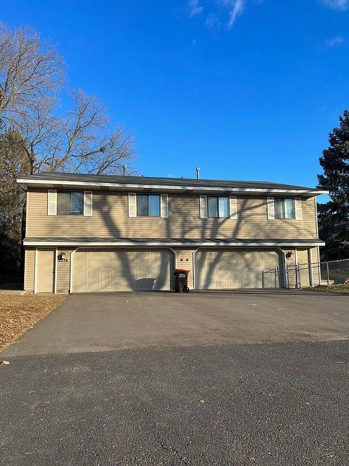 Bradley/Gall Side by Side Homes — Photo 1