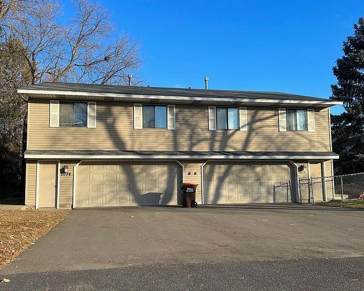 Bradley/Gall Side by Side Homes — Photo 2
