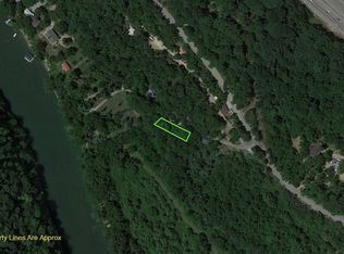 8827 Beach Rd, Lexington, KY 40515