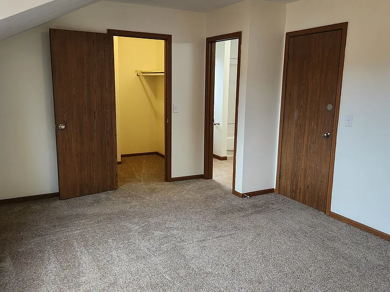 1146 Country Creek Ln — Photo 12