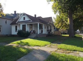 113 W Oak St, Fairbury, IL 61739