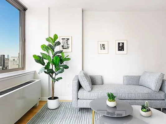 Rented by Mayell LLC | media 2