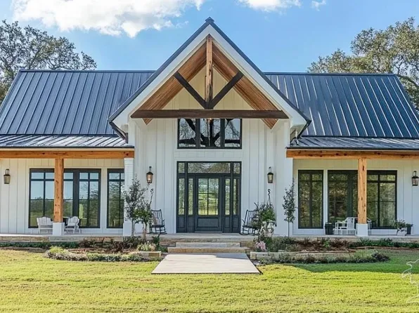 3250 Tunnel Rd, Pace, FL 32571