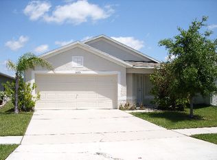 31305 Triborough Dr, Wesley Chapel, FL 33545