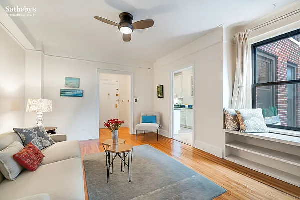 Sold by Sotheby's International Realty | media 5