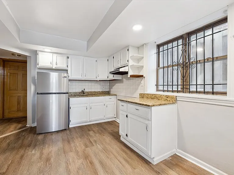 1128 W Diversey Pkwy #1G — Photo 6