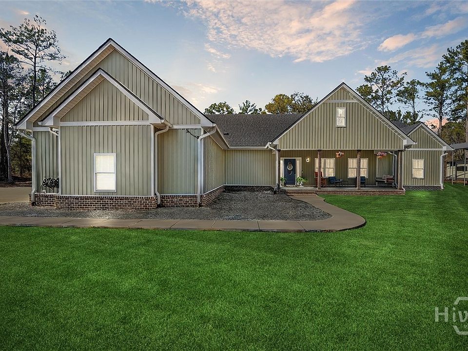 1st image of 323 Edgewood Road