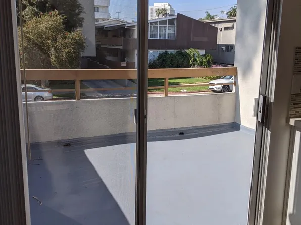 11718 Kiowa Ave APT 5, Los Angeles, CA 90049