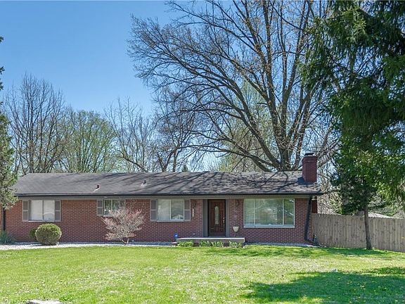 3rd image of 4511 Thornleigh Dr