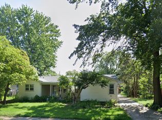 1604 S Maple St, Urbana, IL 61801