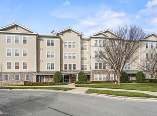 310 High Gables Dr APT 204, Gaithersburg, MD 20878