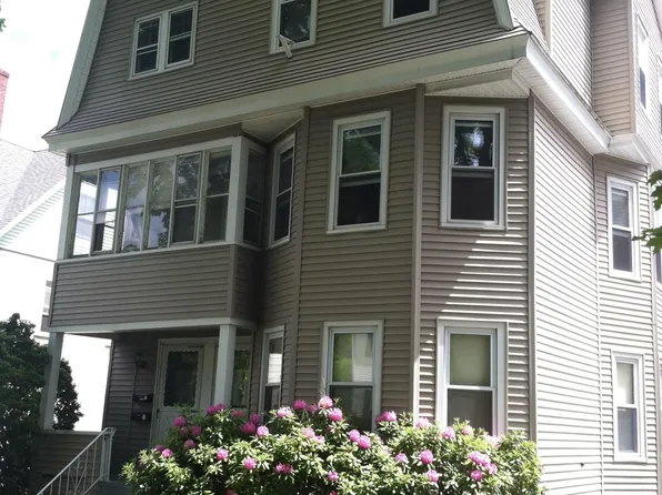 9 Rena St #2, Worcester, MA 01604