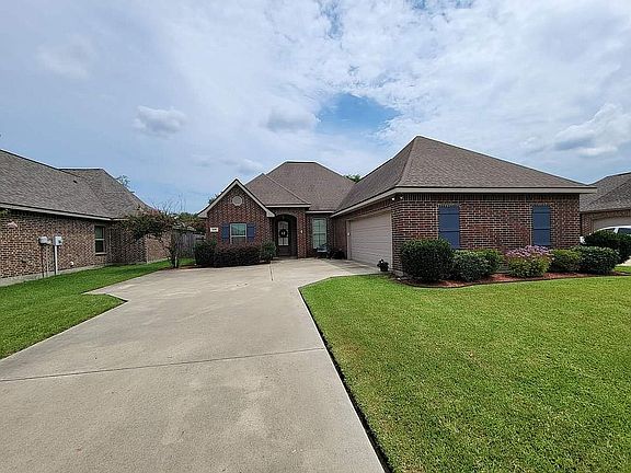 2nd image of 516 Becky Ln