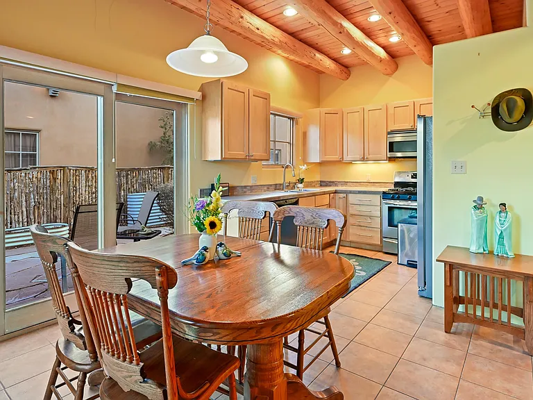 1040 Calle Palomita — Photo 3