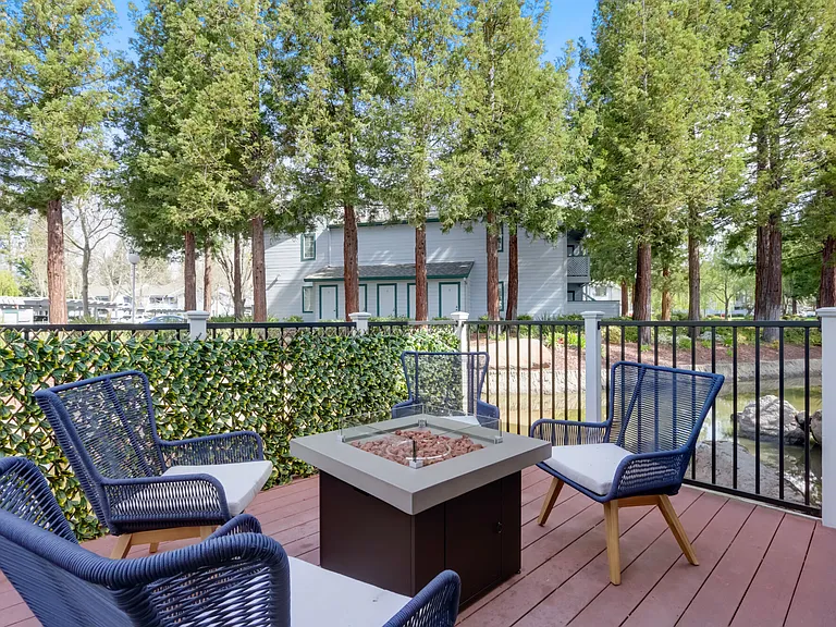 Country Brook Rental Condos — Photo 34