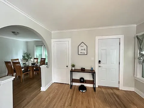 126 Ashdale Ave #1 Photo 1