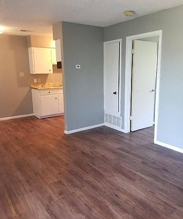 3rd image of 3008 Breeden Ave APT 2