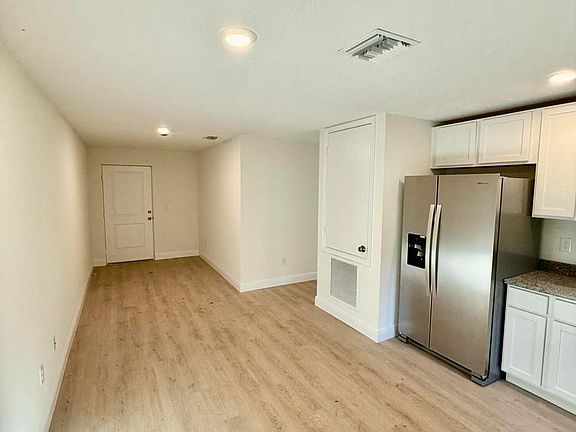 4th image of 505 N 27th St