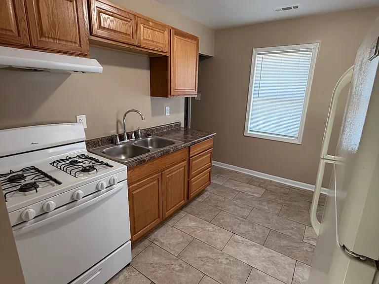 2151 Clark Rd — Photo 3