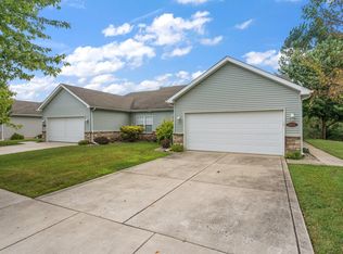 6897 Marsh View St, Merrillville, IN 46410