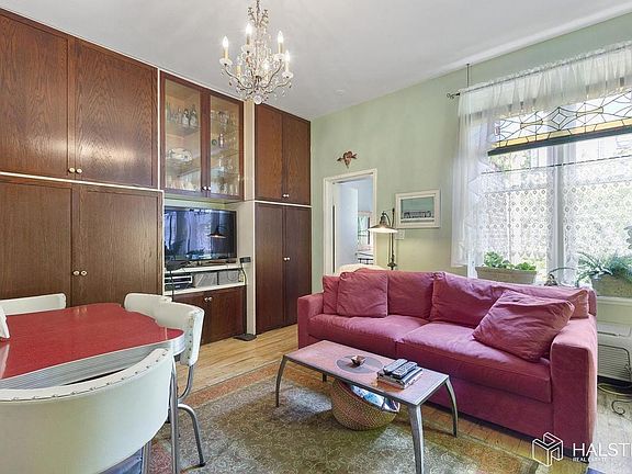 5th image of 59 W 83rd St APT 1R