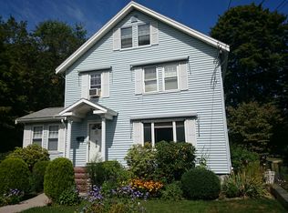 505 Weld St, West Roxbury, MA 02132