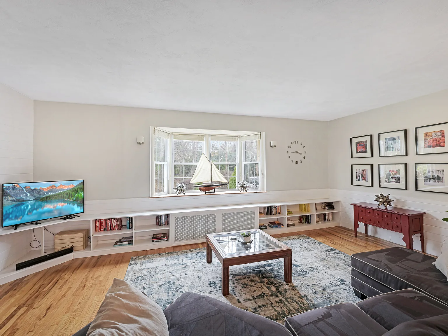 Spacious & Very Private Sag Harbor Home with Pool! — Photo 4