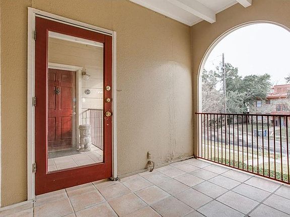 Front Door leads into Balcony (double door security)