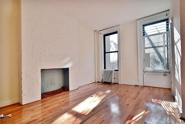 Rented by J Misrahi Realty Corp | media 2