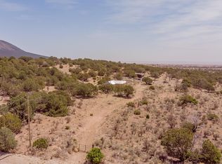 201 Entranosa Rd #3, Edgewood, NM 87015