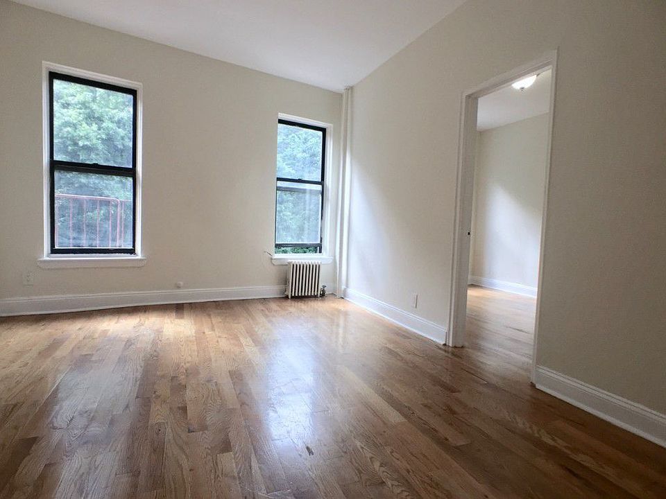 1st image of 246 Bradhurst Ave APT 33