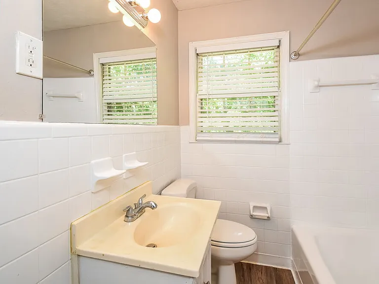 6325 Wellington Way — Photo 15