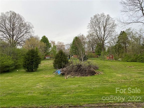 2nd image of 133 Marsh Dr
