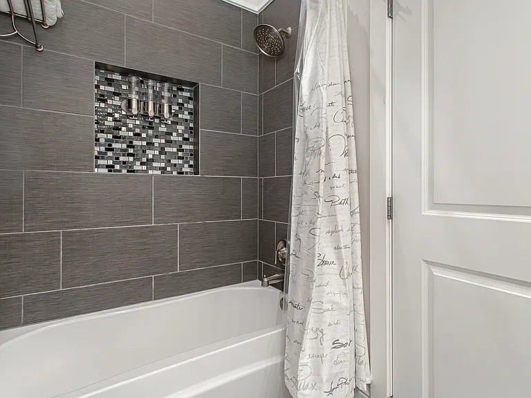 4719 Junius St #1 — Photo 23