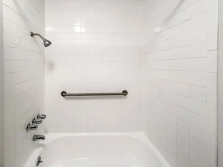 5229 Cartwright Ave — Photo 6
