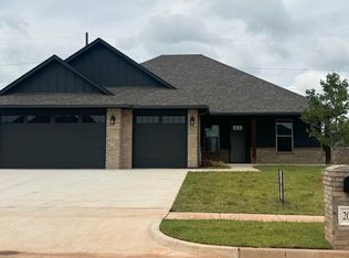 2016 Ladera Ln, Norman, OK 73071