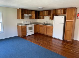 2208 State Route 22 APT 3, Cambridge, NY 12816