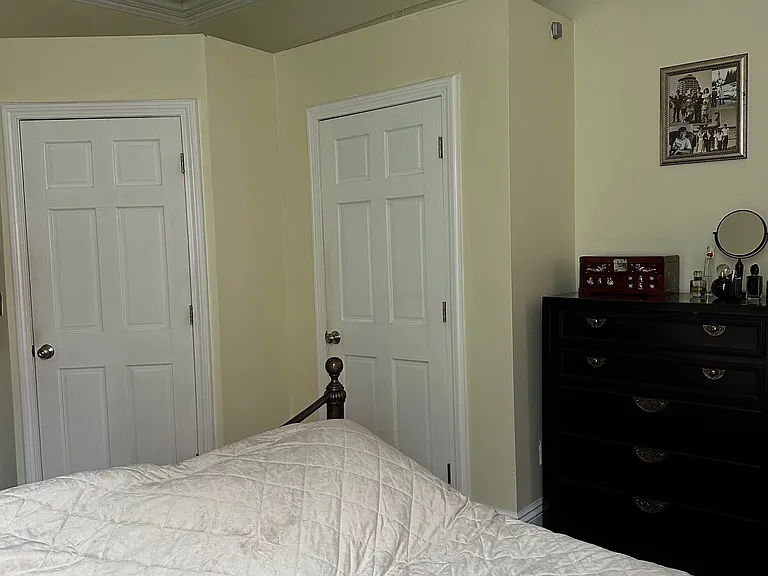 36 River St #2R — Photo 2