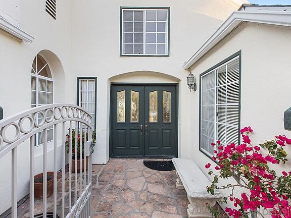 4th image of 1328 La Granada Dr