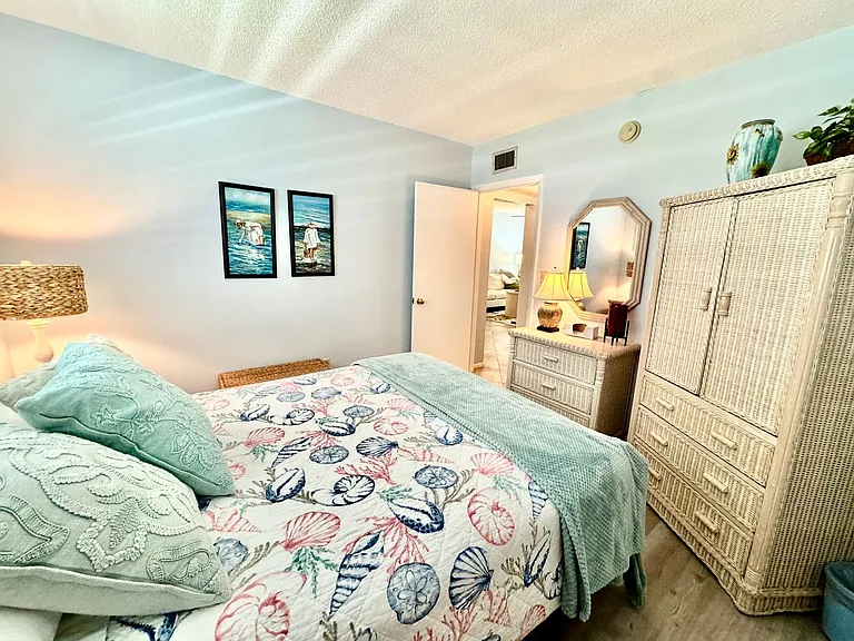 1100 Ponce De Leon Cir #E306 — Photo 21