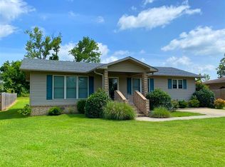 185 Hatfield Dr, Batesville, AR 72501