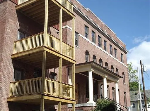 Moore Street Apartments — Photo 17