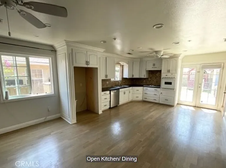7021 Geyser Ave — Photo 7