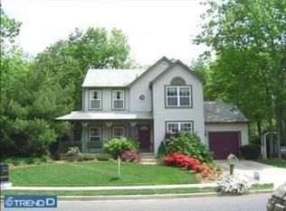 73 Rosalind Cir, Sicklerville, NJ 08081