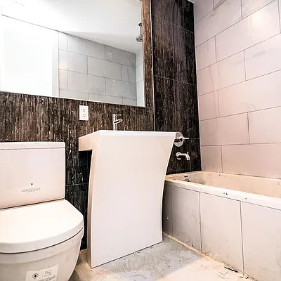 Rented by Nooklyn NYC LLC | media 10