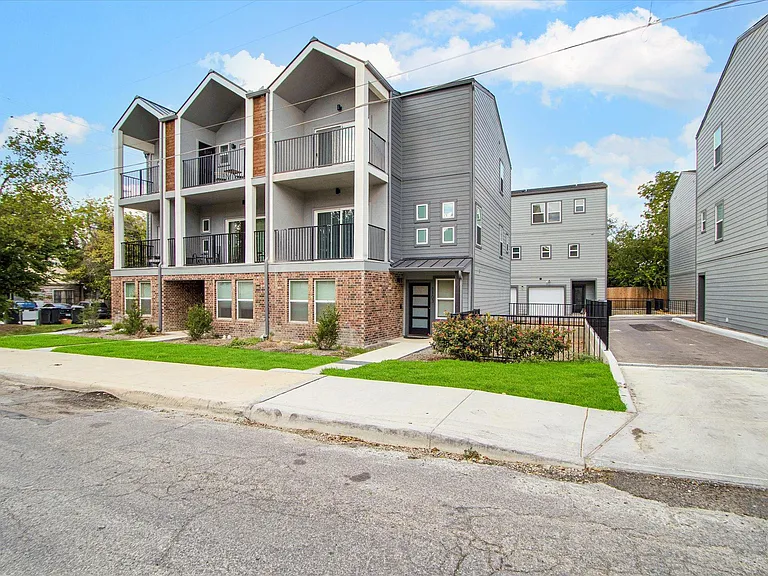 302 Tendick St #1103 — Photo 36